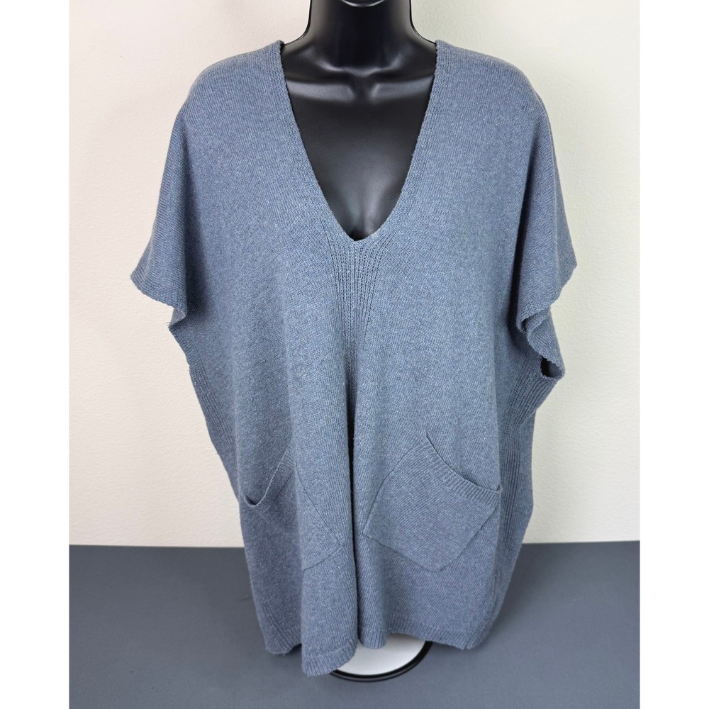 Kye Mi Women's V-Neck Short Sleeve Knit Sweater Top Gray Size Medium Minimalist